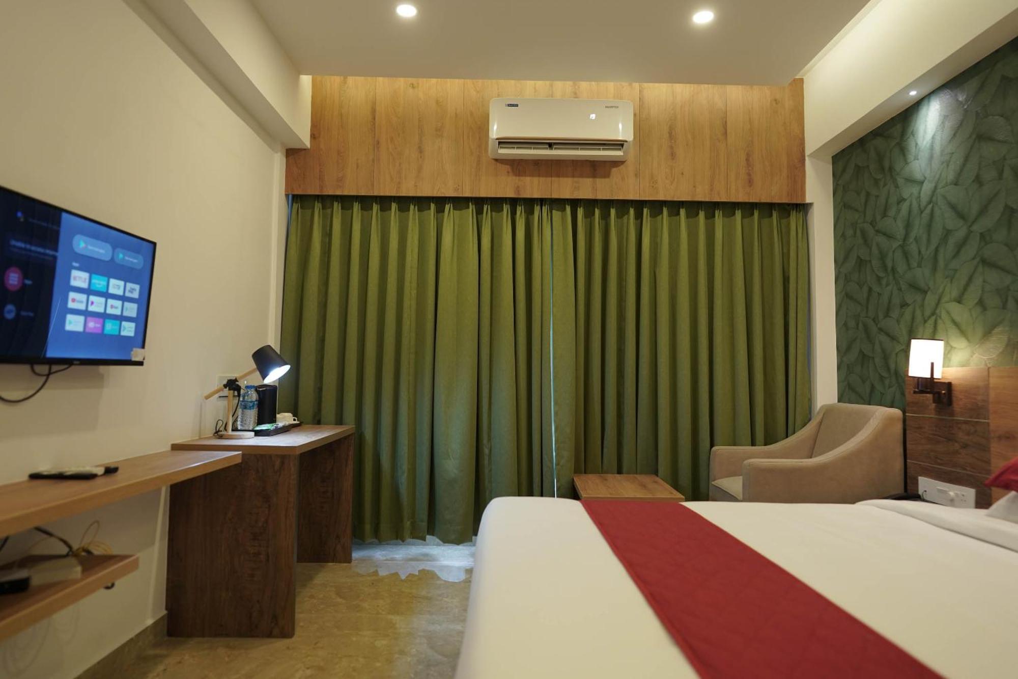 Hotel Vkj Inn Aluva Alwaye المظهر الخارجي الصورة