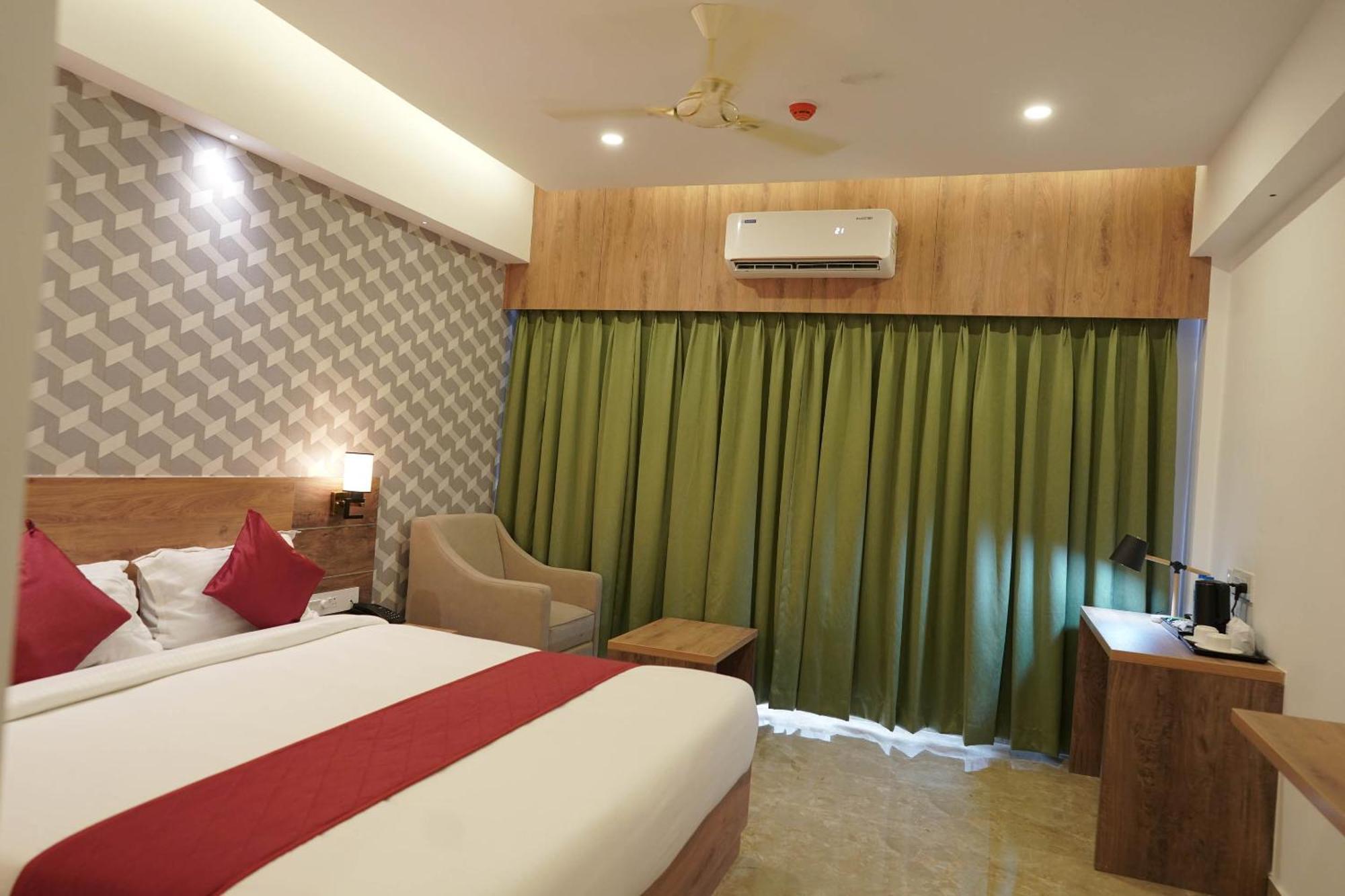 Hotel Vkj Inn Aluva Alwaye المظهر الخارجي الصورة